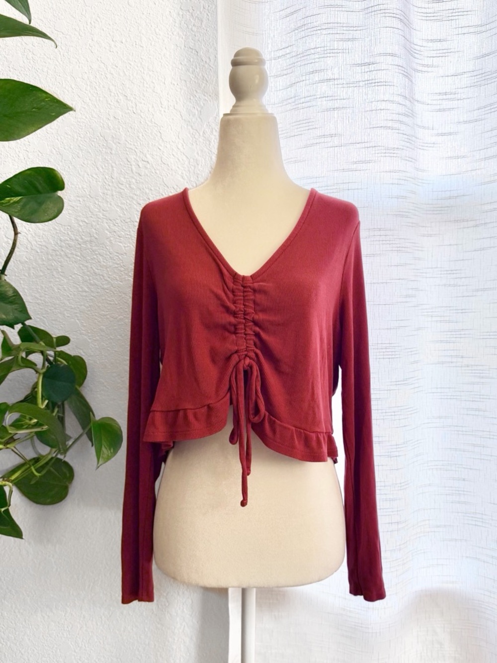 Isabel Maternity Ruffle Crop Top Size Large